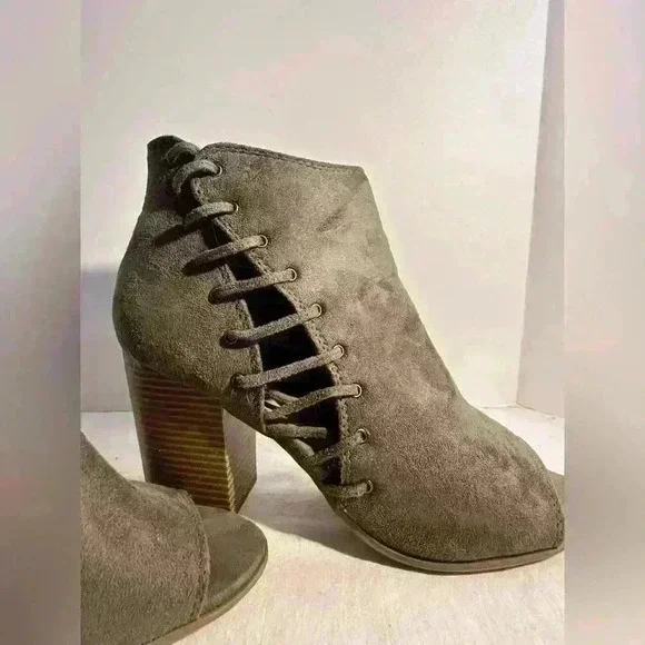 Suede Booties with Lace-up Design - Picture 4 of 9